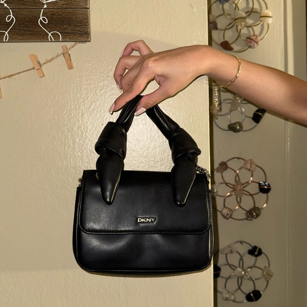 DKNY Leather crossbody bag- Black